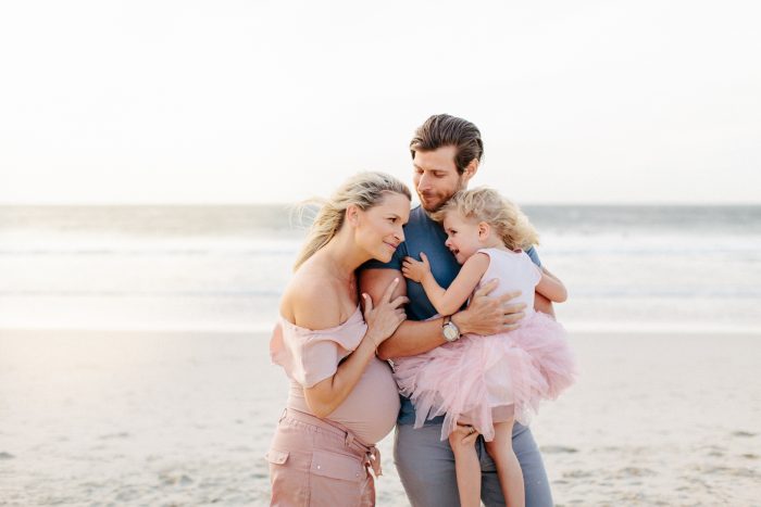 Maternity and baby photographer